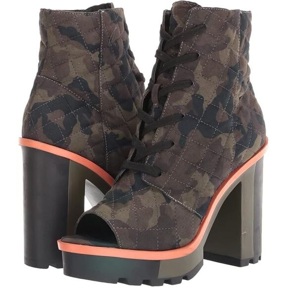 Jessica Simpson Lizzah Platform Booties Women Size 6.5 Camo Peep Toe NWOT - Picture 1 of 13